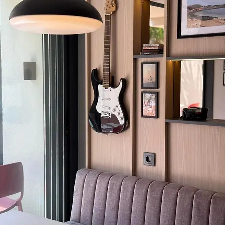 Mistral Hotel