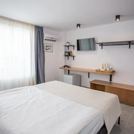 Hotel Mistral 3*